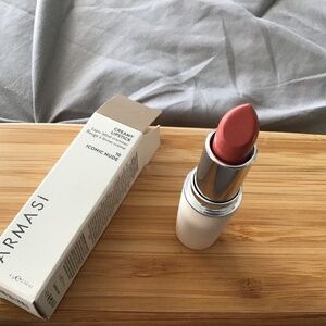 Farmasi lipstick